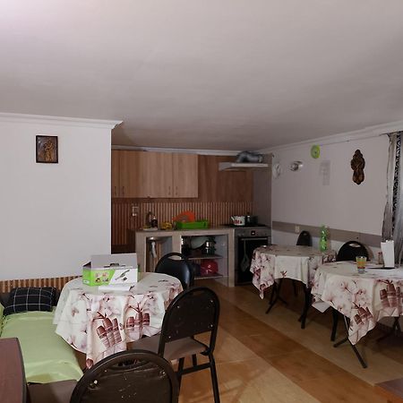 Jesis Batumi Hostel Εξωτερικό φωτογραφία